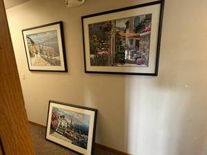 lot 557 image: 3 Pieces Framed Artwork