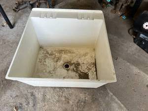 lot 591 image: Utility Sink