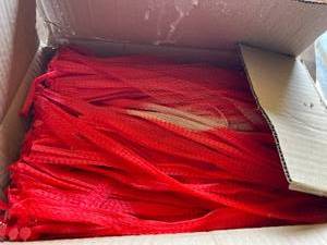 lot 614 image: Box of 15 Red Plastic Net Bags