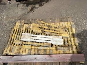 lot 629 image: Vintage Wood Spindles 24 Long