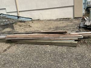 lot 631 image: Lumber - 2 Piles