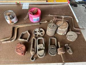 lot 661 image: Vintage Lot - Scale Parts