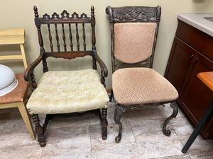lot 711 image: Vintage Chairs