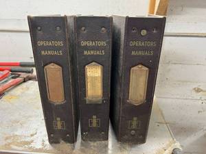 lot 772 image: Vintage International Harvester Operators Manuals