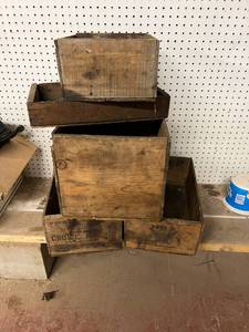 lot 780 image: Vintage Wood Boxes