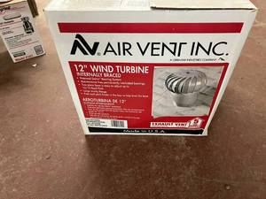 lot 785 image: 12 Wind Turbine