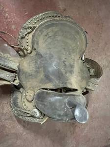 lot 794 image: Youth Saddle