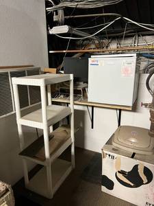 lot 832 image: Mini Fridge & Plastic Shelving