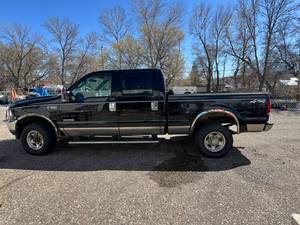 lot 3 image: 2004 Ford F350 Super Duty Turbo Diesel Pickup