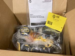 DEWALT ATOMIC 20V MAX Cordless Brushless Compact 1-34 in. Bandsaw (Tool Only)  Customer Returns See Pictures