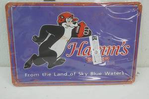 lot 68 image: Tin Sign 12x 8   Hamm s Beer