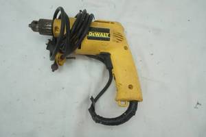 lot 83 image: Dewalt Drill