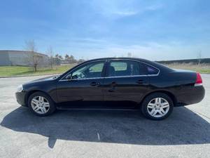 lot 16M image: 2011 Chevrolet Impala LT Fleet