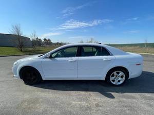 lot 22 image: 2012 Chevrolet Malibu LS Fleet - 2 OWNERS