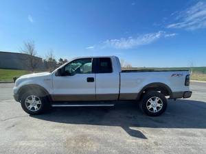 lot 25A image: 2005 Ford F-150 XLT - 4X4