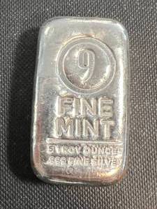 lot 24 image: 5 TROY OZ .999 FINE SILVER 9 FINE MINT BAR