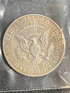 lot 68 image: 1964 US KENNEDY HALF DOLLAR