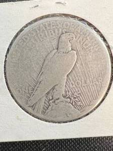 lot 90 image: 1924-S US PEACE SILVER DOLLAR