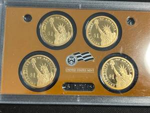 lot 98 image: US MINT PRESIDENTIAL $1 COIN PROOF SET