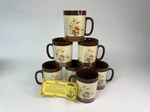 lot 12 image: 7 Vintage Picnic & Patio Thermo Serv Mugs - 1982 Perkins Restaurant Promo