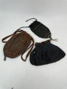 lot 42 image: Three Antique Beaded Handbag Purses