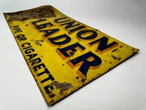 lot 5 image: Vintage Union Leader Tobacco Tin Sign