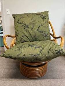 lot 105 image: Rattan Bamboo Chair