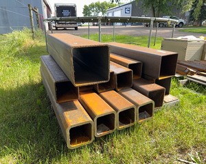 lot 30 image: Misc Steel Rectangular Tube