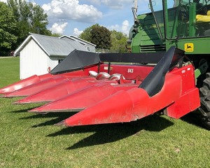 lot 12 image: International 843 Corn Head with JD Adapter