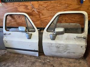 lot 2 image: Matching Pair of Square Body Chevy Pickup Doors, Year Unkown - Please See Pics for Condition