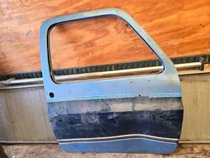 lot 5 image: Passenger Side Square Body Chevy Door, Year Unknown - Please See Pics for Condition