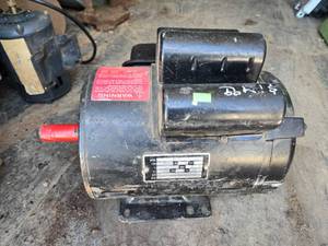 lot 54 image: Century 7.5 HP Motor - Appears Unused but Untested