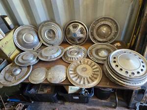 lot 66 image: Large Lot of Mixed Vintage Mfg Hub Caps