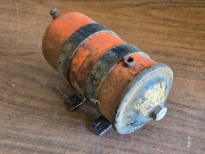 lot 79 image: 40s - 50s Era Fram Filter