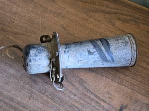 lot 101 image: Vintage Auto or Truck Horn