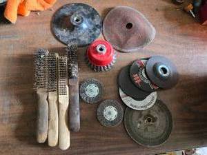 lot 160 image: Wire Brushes, Grinding Disks, Wire Wheels