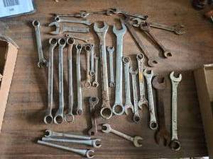 lot 163 image: Variety of Wrenches