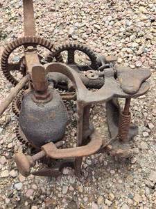 lot 198 image: McCormick Deering Mow Machine Sickle Bar Grinder Sharpener - Stuck