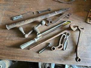 lot 203 image: Variety of Old Tools, Chisel, Saw Etc
