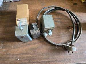 lot 247 image: Misc. Cutler Hammer Switches