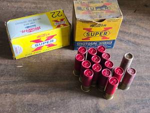 lot 257 image: Super X Empty Box and Super X Shotgun Shells (Not a Full Box & No Shipping)