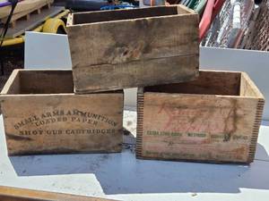 lot 278 image: Gambles, Nitro and Remington Wooden Ammo Boxes