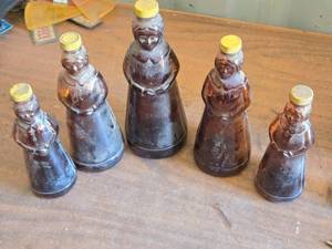 lot 298 image: Lot of 5 Mrs. Butterworth Bottles