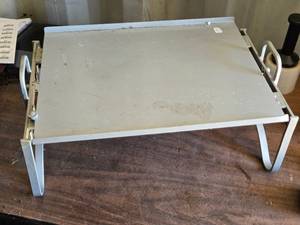 lot 304 image: Folding Portable Writing or Drawing EaselDesk