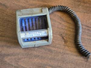 lot 312 image: Drive In Movie Theater Window Mount Speaker