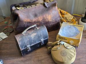 lot 330 image: Boy Scouts Canteen, Old Lunch Box, Beat Up Leather Bag