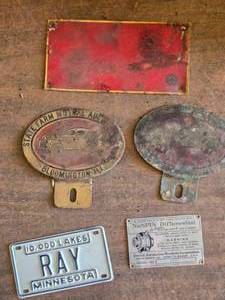 lot 333 image: Various Plates State Farm Insurance Advertising Plates, No Spin Differential Plate