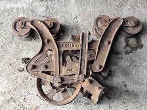 lot 438 image: Louden Cast Iron Hay Trolley About 24