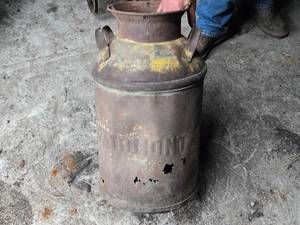 lot 447 image: Fairmont Cream Can - See All Pics for Condition