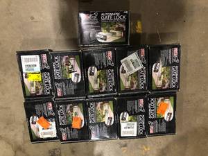 Lot of Mighty Mule Automatic Gate Lock for Single and Dual Swing Gate Openers Customer Returns See Pictures